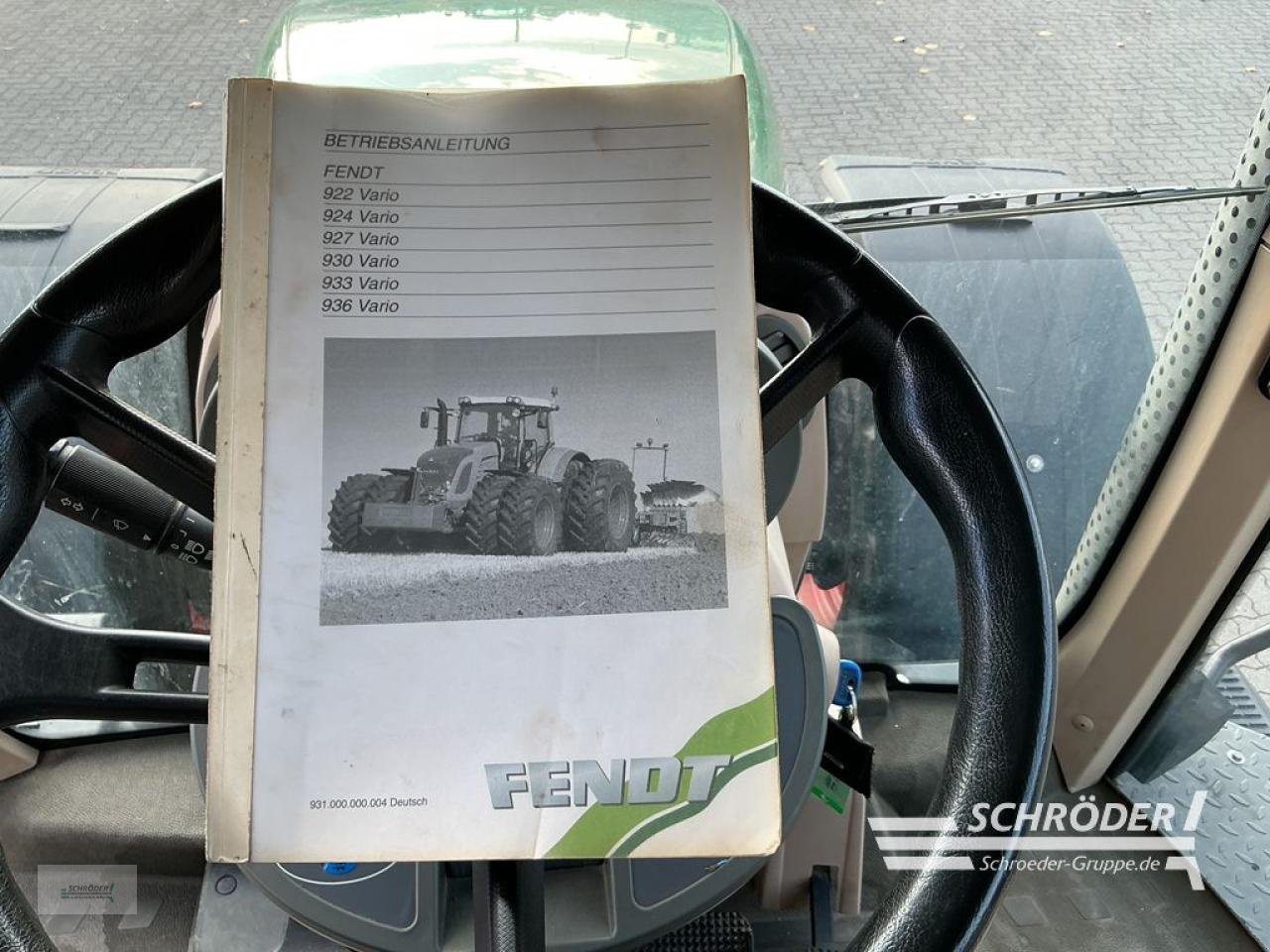 Traktor des Typs Fendt 933 VARIO | NUR 6057 STUNDEN !!, Gebrauchtmaschine in Penzlin (Bild 24)